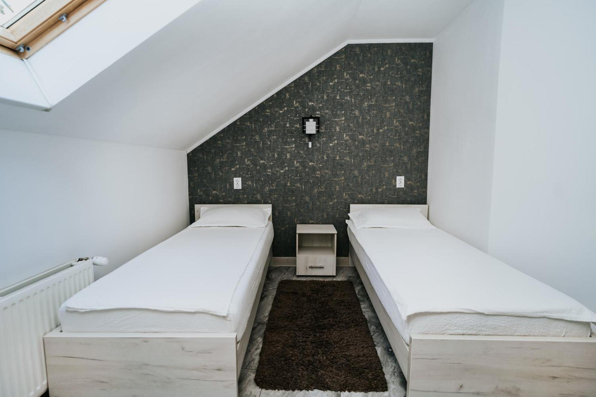 Apartment Attic Sibiu Extérieur photo